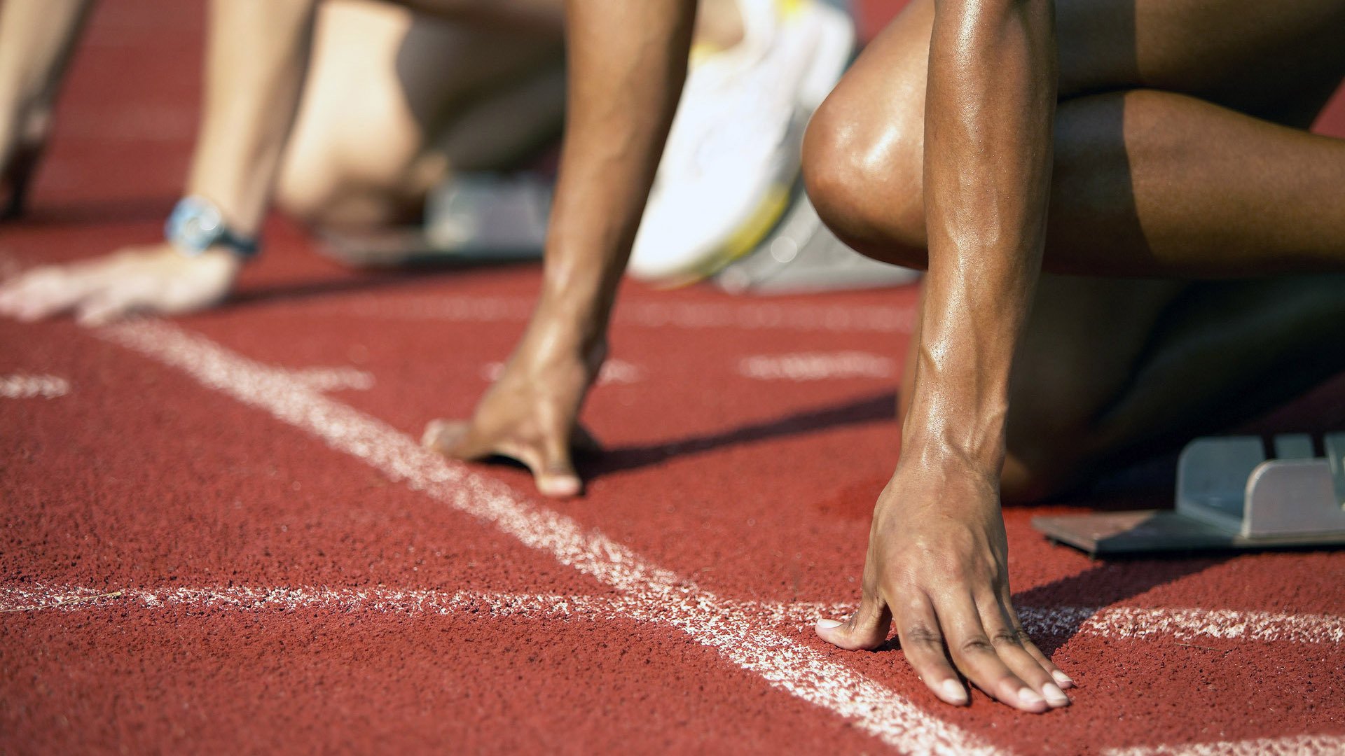 足球运动在高校课外活动中受欢迎程度提升，高校开展足球运动的意义