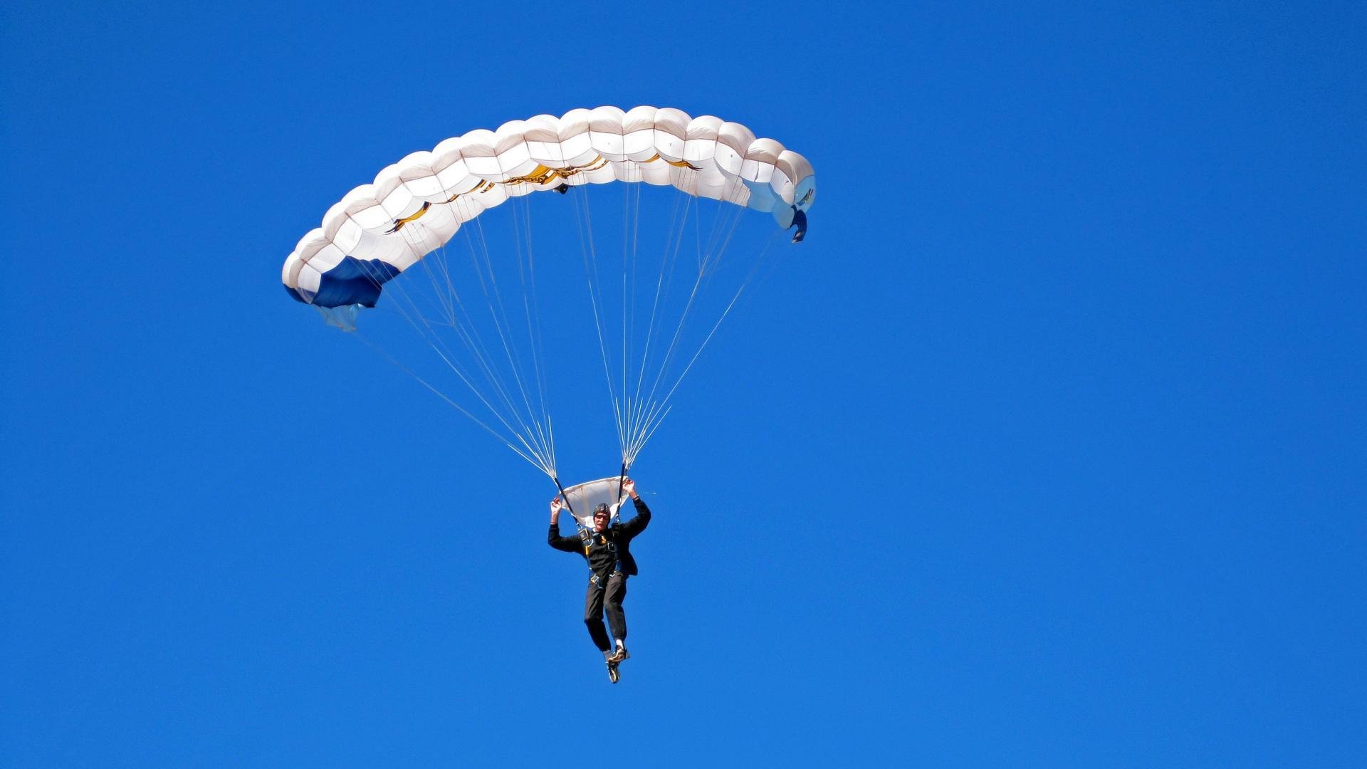 球队战术大调整，令对手难以应对，球员布置战术