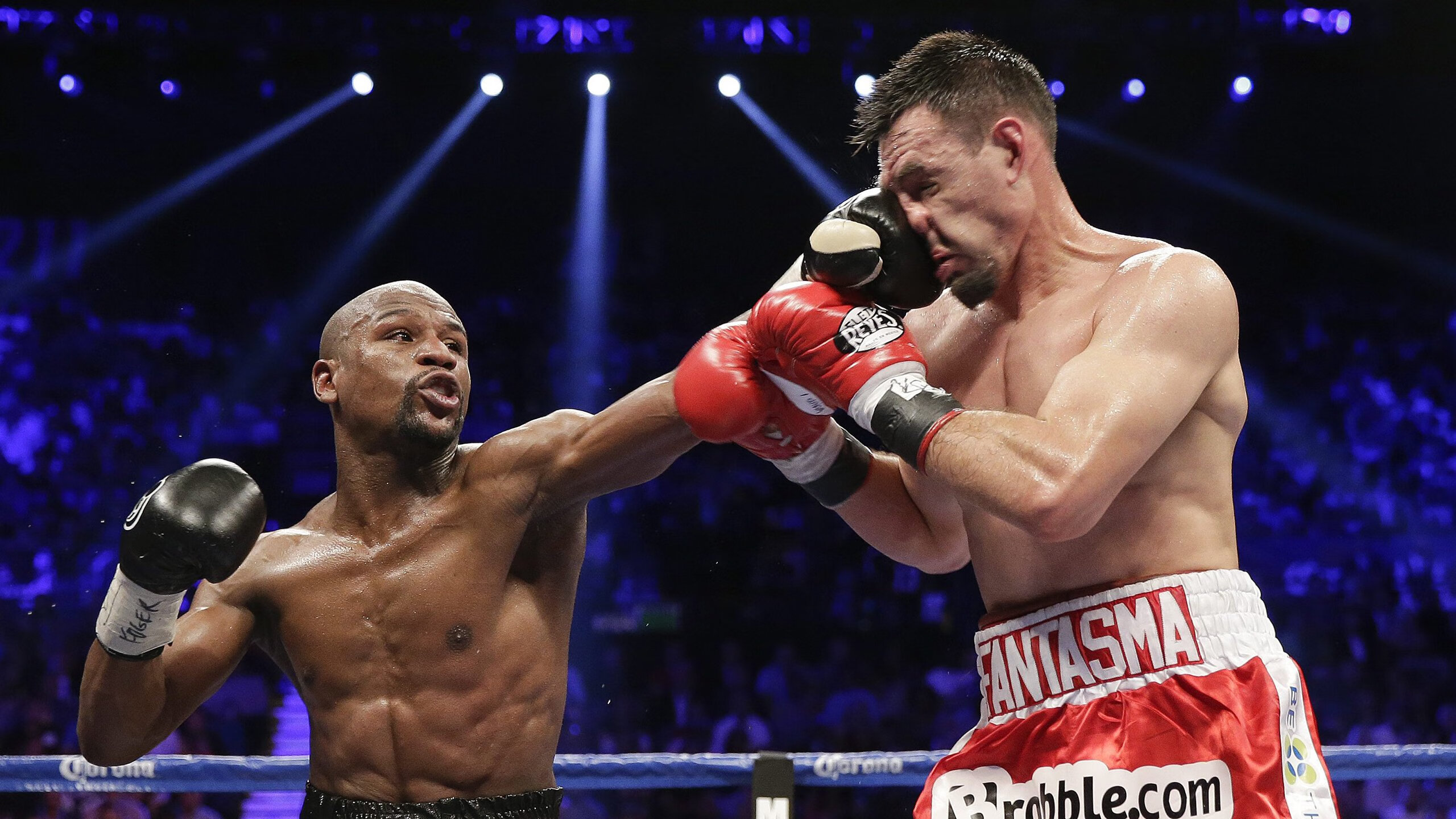 体育服务机器人亮相大型综合赛事现场,全国体育机器人联盟